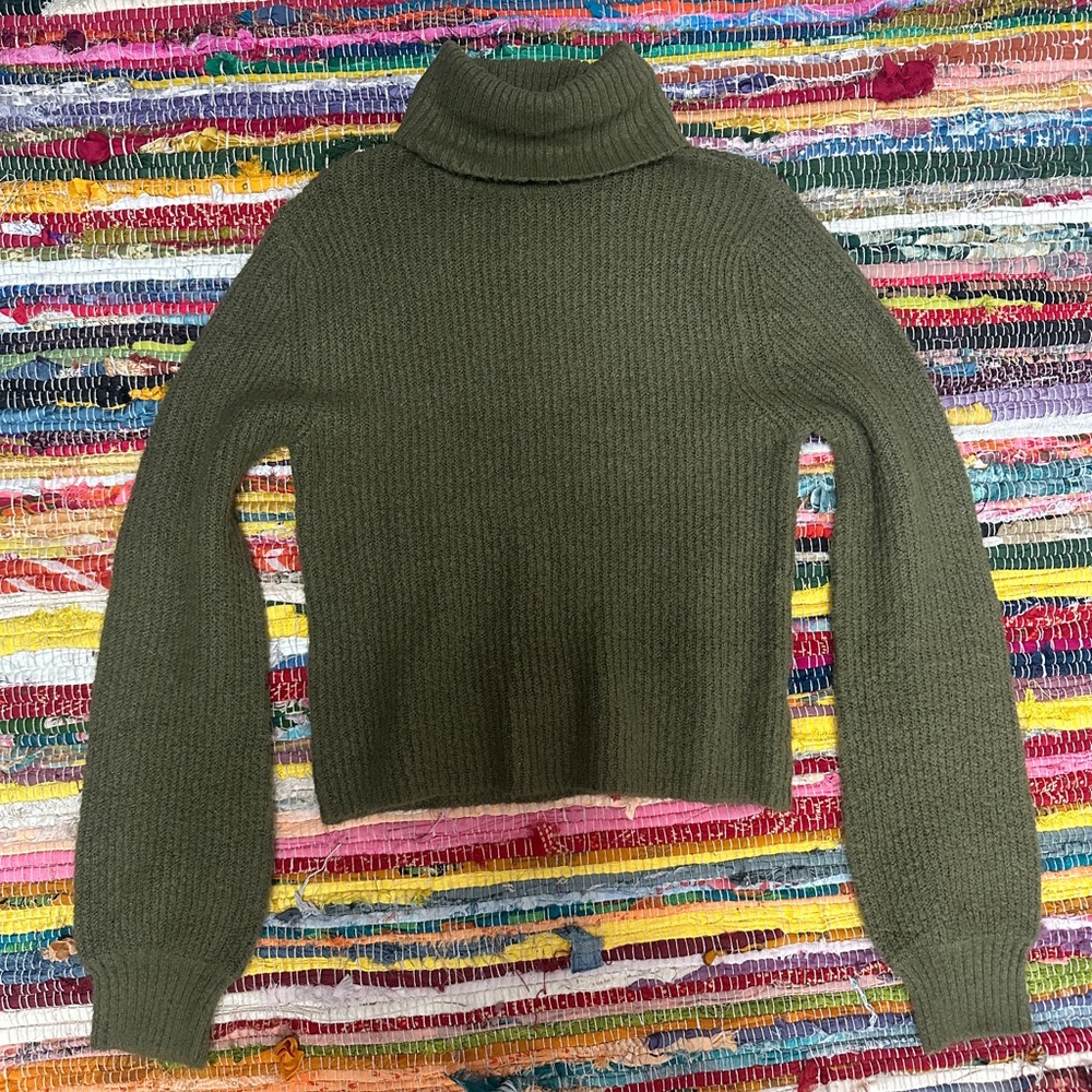 Olive Green Turtleneck Ribbed Women's Sweater